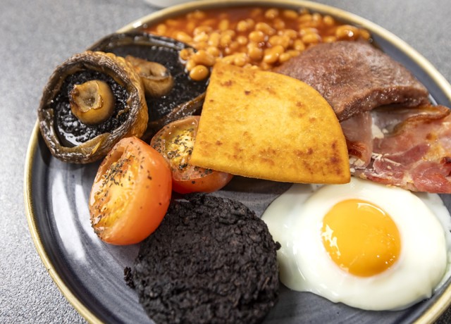 big scottish cooked breakfast