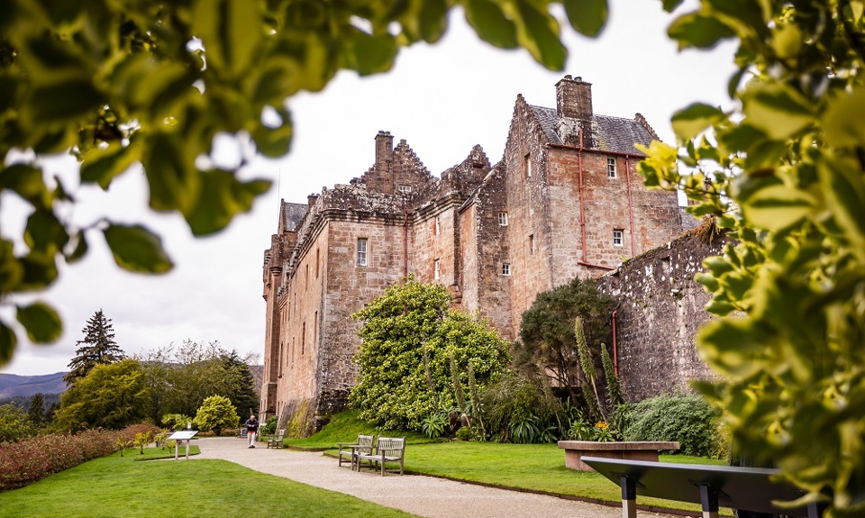 A view of Brodick Castle