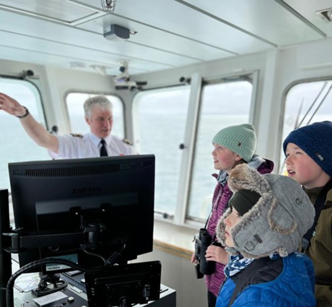 Carbost Primary pupils on MV Hebrides bridge
