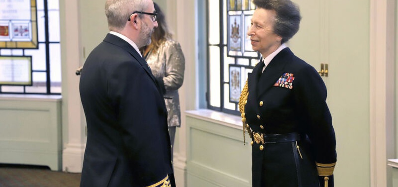 Allan Dickson Receives Medal From HRH The Princess Royal. Credit Mark Dalton.