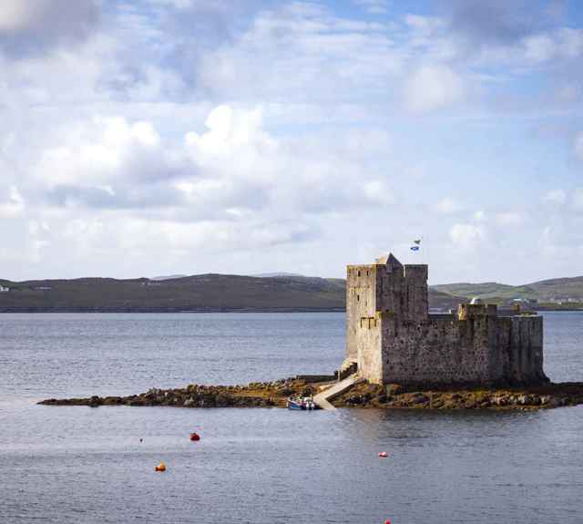 Kisimul Castle sitting proudly in the bay, Barra.